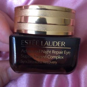 Estée Lauder advanced night eye cream